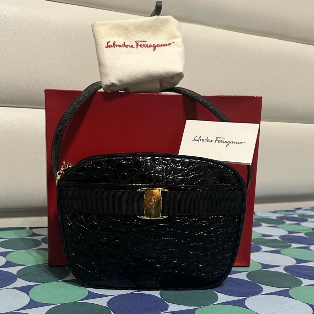 Salvatore Ferragamo Black Croc-Embossed Crossbody Bag - Picture 2 of 15